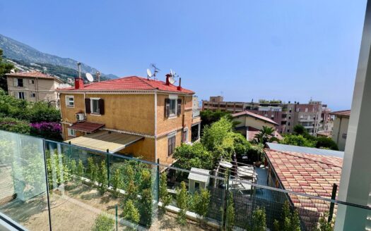 Charming, Luxuriously Furnished 1-Bedroom Apartment Near Monaco