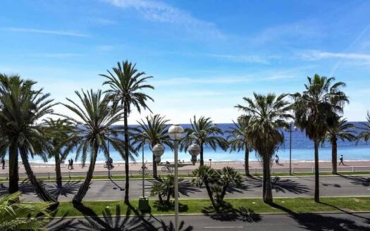 Nice – Promenade des Anglais – 3-Room Apartment with Sea View