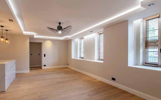 Nice Vieux Nice – Renovated 3-Room Apartment with Garden Views