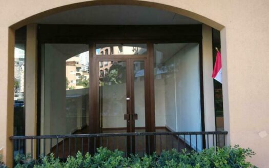 Office with Display Window – Le Cimabue, Fontvieille