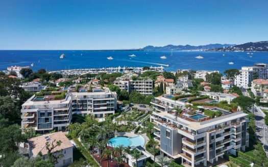 3-bedroom Apartment in a Luxury Parc du Cap Residence