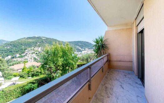Nice Cimiez – Spacious 4-room apartment