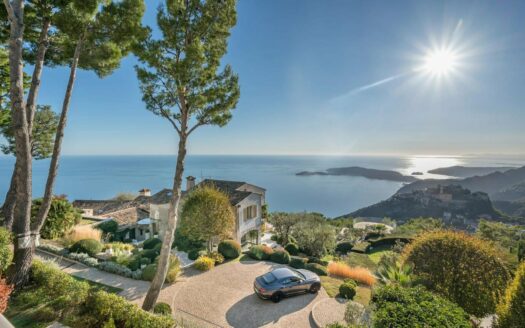 A COUNTRY ESTATE ON MONACO’S DOORSTEP