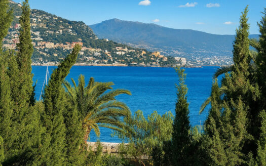 Exceptional Apartment with Large Terrace and Sea View – Saint-Jean-Cap-Ferrat