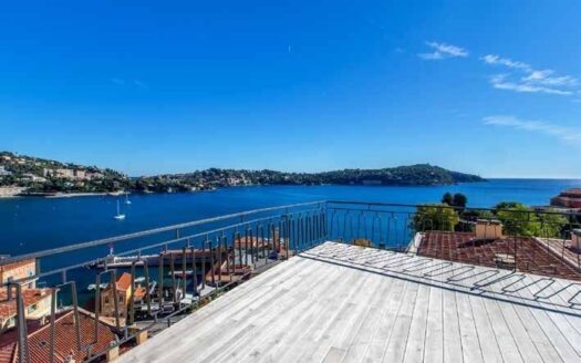 Villefranche-sur-Mer – Luxury Penthouse with Terraces & Panoramic Views