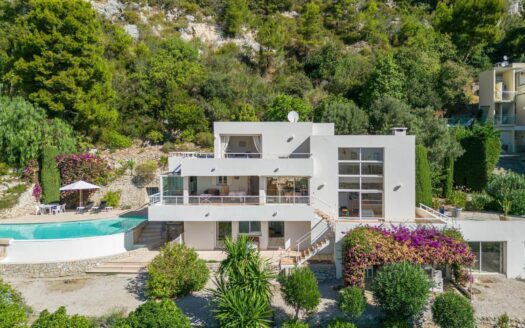 Contemporary villa with sea view – Private estate in Èze by the sea