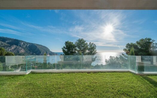 Beautiful Contemporary Seafront Villa – To Be Finished and Customized to Your Taste