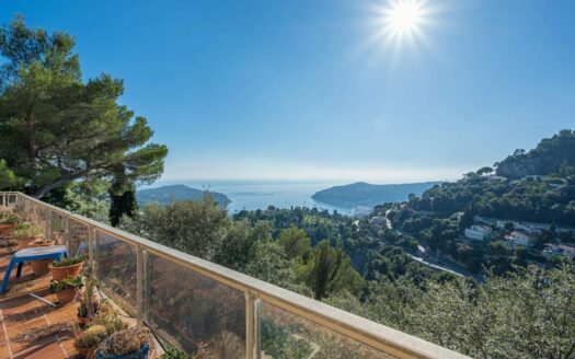 Luxurious 7-Room House in Villefranche-sur-Mer
