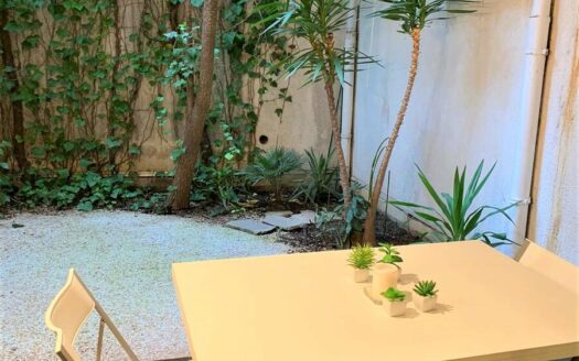 MONEGHETTI | BEVERLY PALACE A | STUDIO