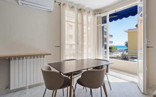 Cap Martin – Town Center, Peaceful Setting, Walking Distance to the Beach