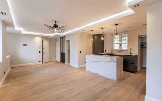 Nice Vieux Nice – Renovated 3-Room Apartment with Garden Views