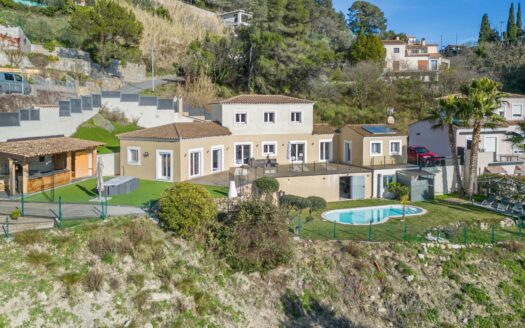 EZE : Villa for sale