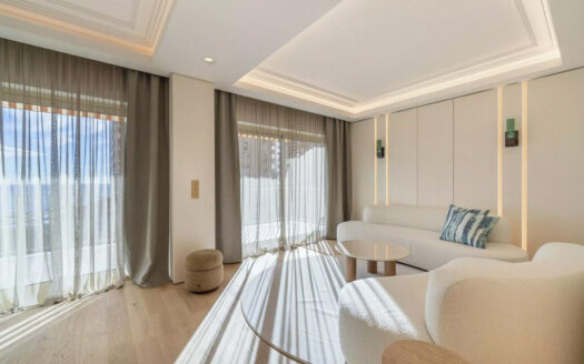 SUPERB 3 ROOM APARTMENT WITH SEA VIEW – HERSILIA