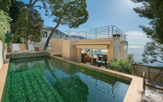 FOR SALE – EZE bord de MER – VILLA WITH SWIMMING POOL – PANORAMIC SEA VIEW