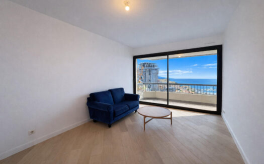 Moneghetti | Herakleia | Renovated 2-Bedroom Apartment – Breathtaking Sea & Port Views
