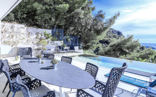 ROQUEBRUNE CAP MARTIN | ELEGANT VILLA