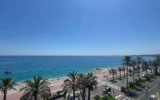 NICE | PROMENADE DES ANGLAIS | SEA VIEW