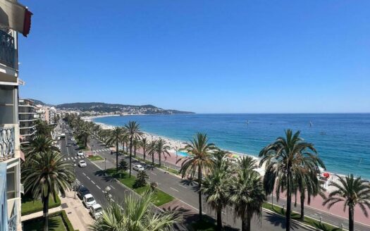 NICE | PROMENADE DES ANGLAIS | SEA VIEW
