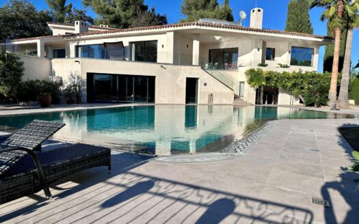 ST PAUL DE VENCE | SUMPTUOUS VILLA