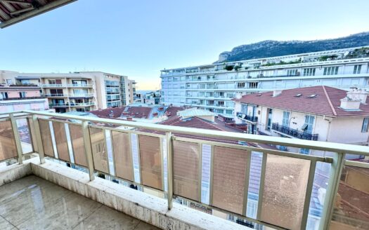 MONTE-CARLO |BUCKINGHAM PALACE | STUDIO