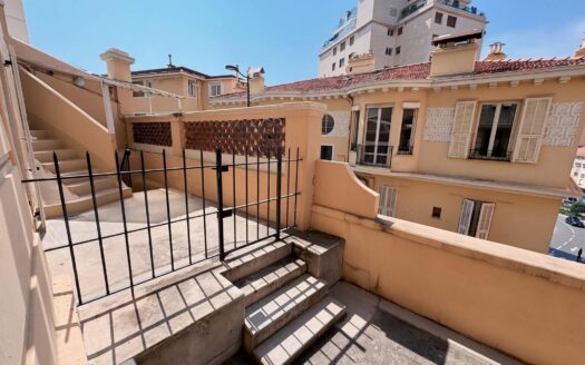 MONTE CARLO | VILLA HOLLANDIA | 2 ROOMS IN A QUIET AREA