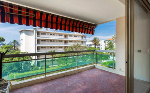 NICE – CIMIEZ | 4-ROOM APARTMENT | HIGHLY SOUGHT-AFTER RESIDENCE