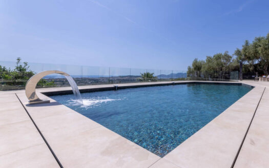 MOUGINS | VILLA | +5 PIECES