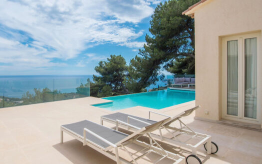 ROQUEBRUNE-CAP-MARTIN| VILLA FOR SEASONAL RENTAL | 3 BEDROOMS