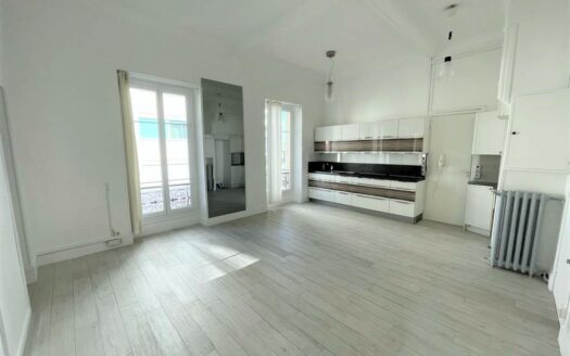 CARREÉ D’OR | PALAIS DE LA SCALA | 2 ROOM