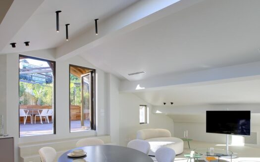 Saint-Jean-Cap-Ferrat – Duplex – Villa Alexandra